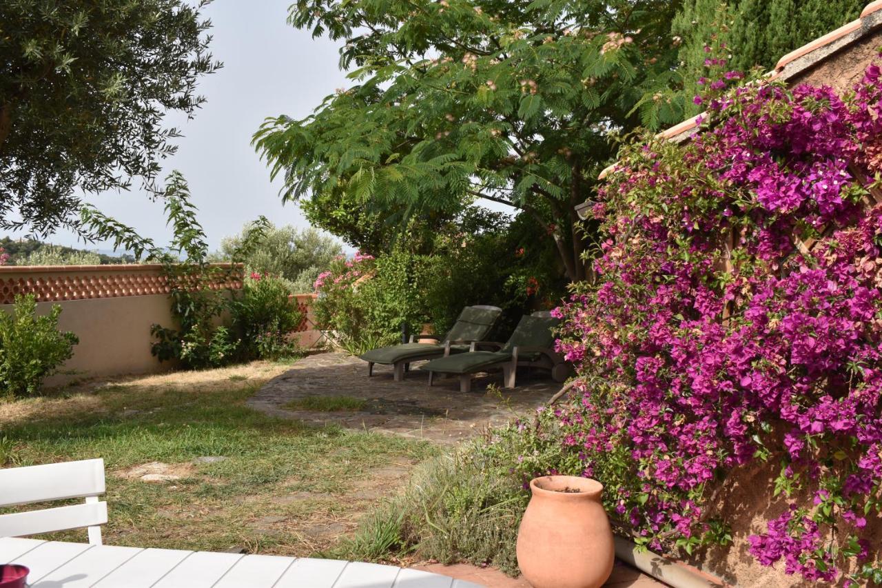 Petit Mas Au Paradis Avec Piscine Pour 6 Personnes La Londe-les-Maures Exterior foto